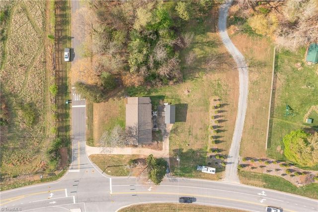 3801 Oak Ridge Road, Summerfield, NC 27358