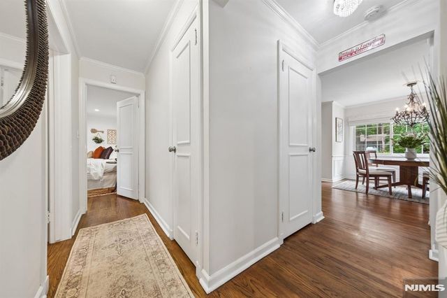 25 Grove Street, Caldwell, NJ 07006
