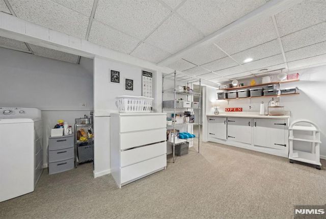 25 Grove Street, Caldwell, NJ 07006