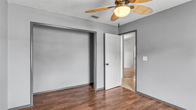 1306 BORDEN COURT, Valrico, FL 33594