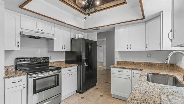 1306 BORDEN COURT, Valrico, FL 33594