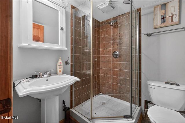 531 Delaware Avenue, Bethlehem, NY 12054