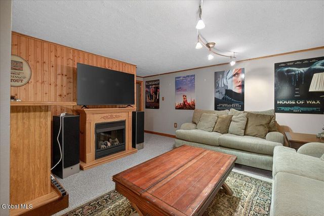 531 Delaware Avenue, Bethlehem, NY 12054