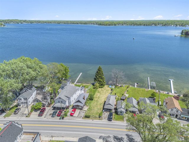 9510 Main Street, Whitmore Lake, MI 48189