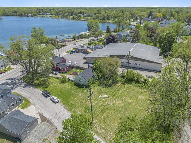 9510 Main Street, Whitmore Lake, MI 48189