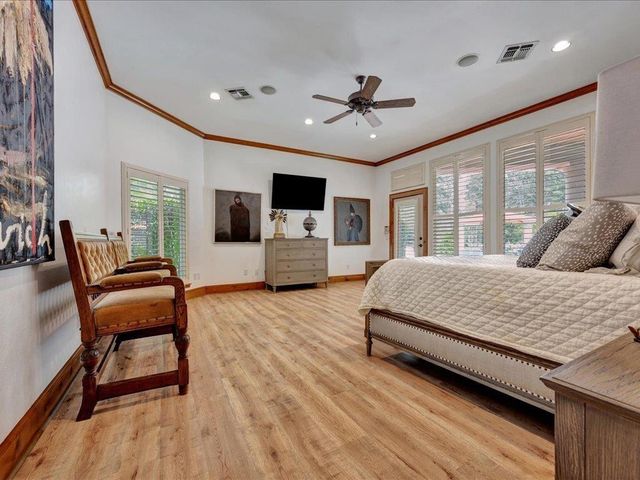 2102 Brentwood Drive, Lufkin, TX 75901