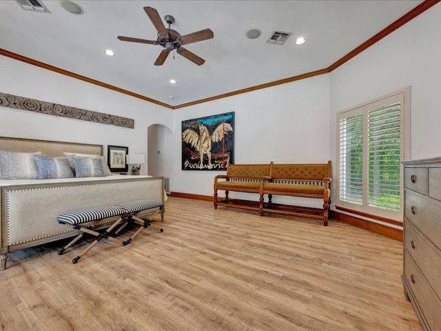 2102 Brentwood Drive, Lufkin, TX 75901