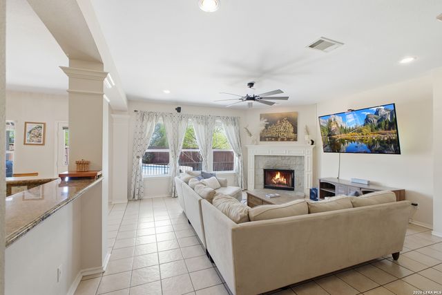 7202 Carriage Oaks, San Antonio, TX 78249