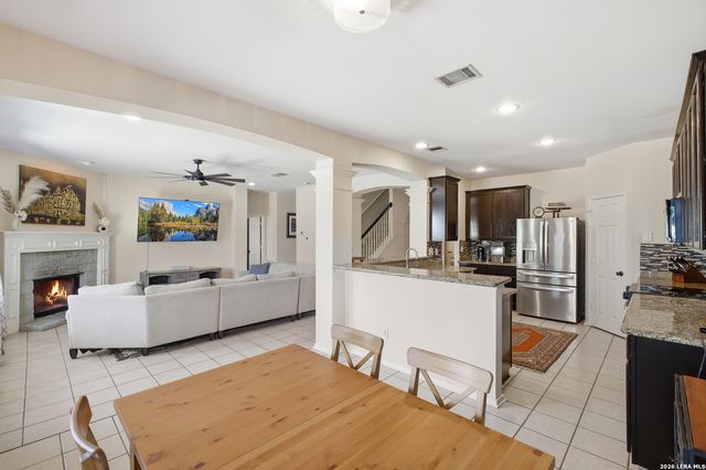 7202 Carriage Oaks, San Antonio, TX 78249