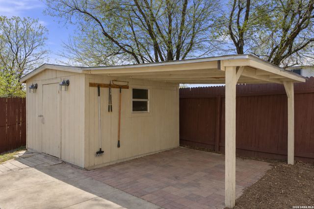 7202 Carriage Oaks, San Antonio, TX 78249