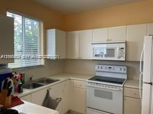 2821 SE 15th Rd 91, Homestead, FL 33035