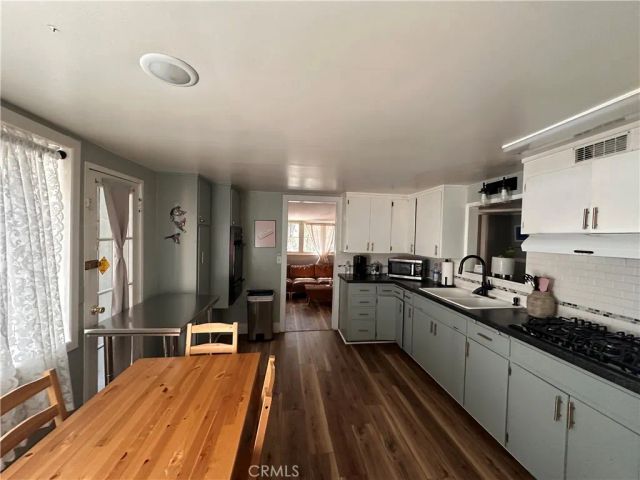 40180 Valley Of The Falls Drive, Forest Falls, CA 92339