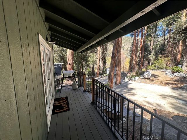 40180 Valley Of The Falls Drive, Forest Falls, CA 92339