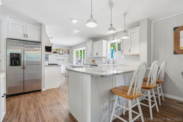 6717 S 68th East Avenue, Tulsa, OK 74133