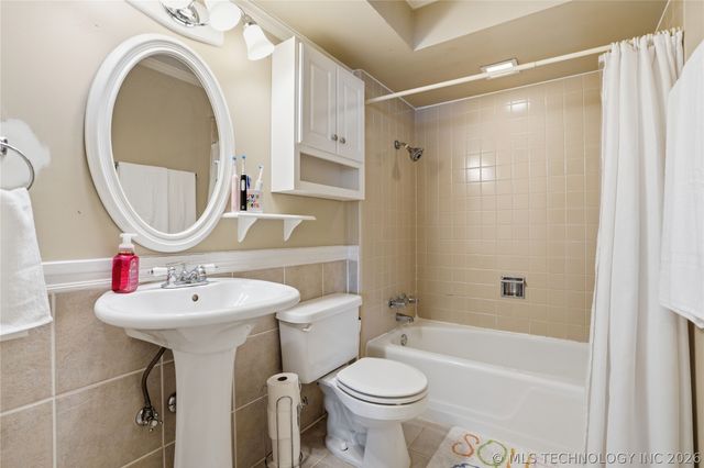 6717 S 68th East Avenue, Tulsa, OK 74133