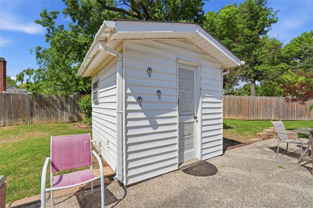 6717 S 68th East Avenue, Tulsa, OK 74133