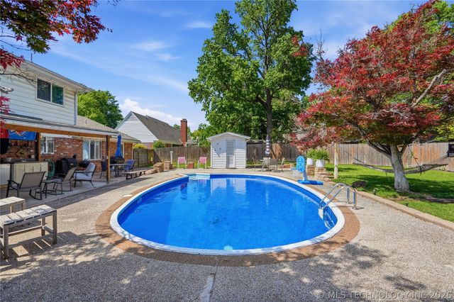 6717 S 68th East Avenue, Tulsa, OK 74133