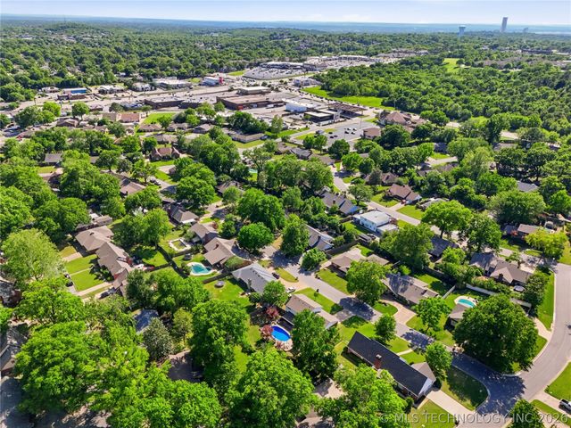 6717 S 68th East Avenue, Tulsa, OK 74133