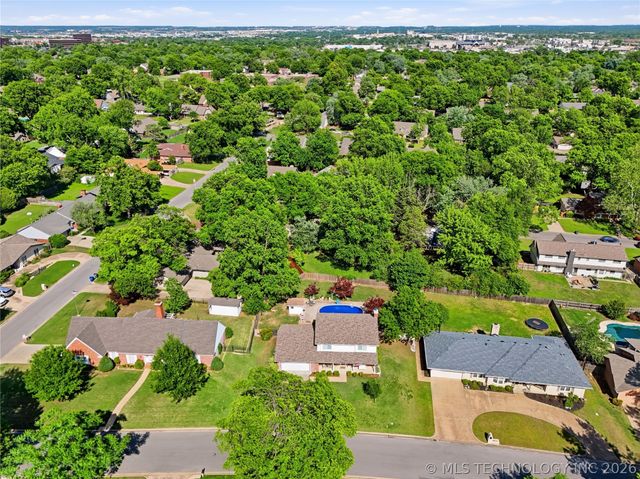 6717 S 68th East Avenue, Tulsa, OK 74133