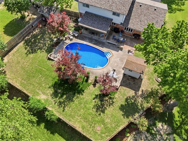 6717 S 68th East Avenue, Tulsa, OK 74133