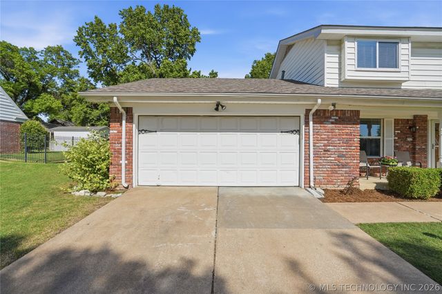 6717 S 68th East Avenue, Tulsa, OK 74133