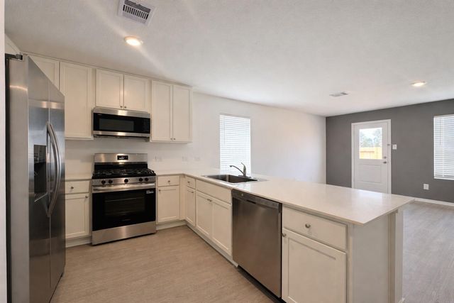 15679 Plum Brook Dr, Conroe, TX 77303