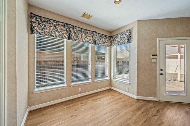 9306 Lochflora Drive, Spring, TX 77379