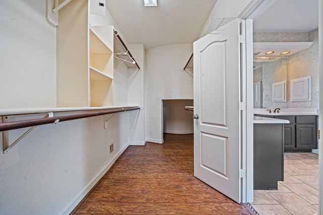 9306 Lochflora Drive, Spring, TX 77379