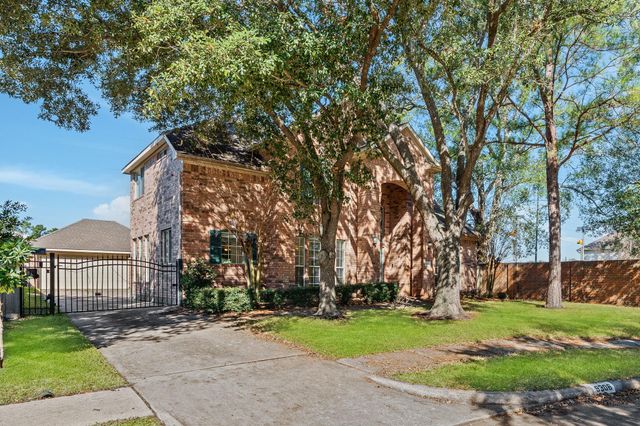 9306 Lochflora Drive, Spring, TX 77379