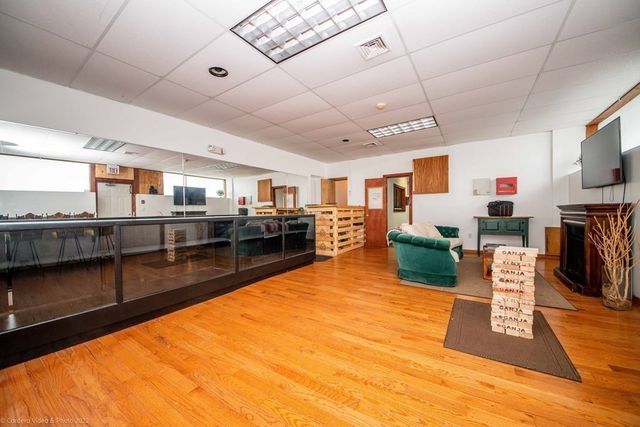 152 Belleville Ave, New Bedford, MA 02746