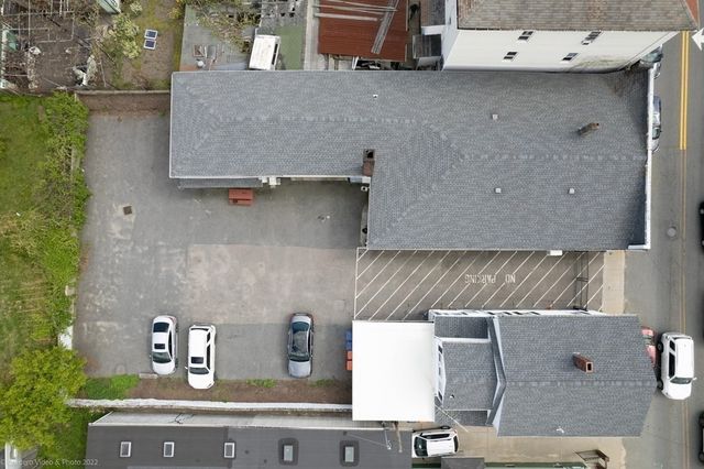 152 Belleville Ave, New Bedford, MA 02746