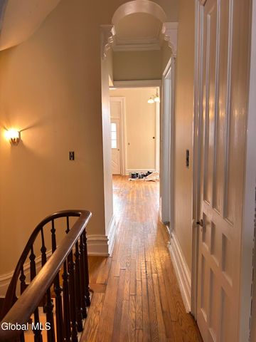 44 Clinton Avenue, Albany, NY 12210