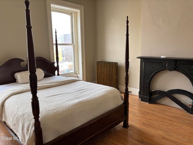 44 Clinton Avenue, Albany, NY 12210