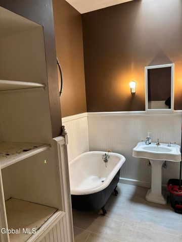 44 Clinton Avenue, Albany, NY 12210