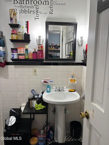 44 Clinton Avenue, Albany, NY 12210