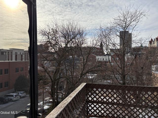 44 Clinton Avenue, Albany, NY 12210