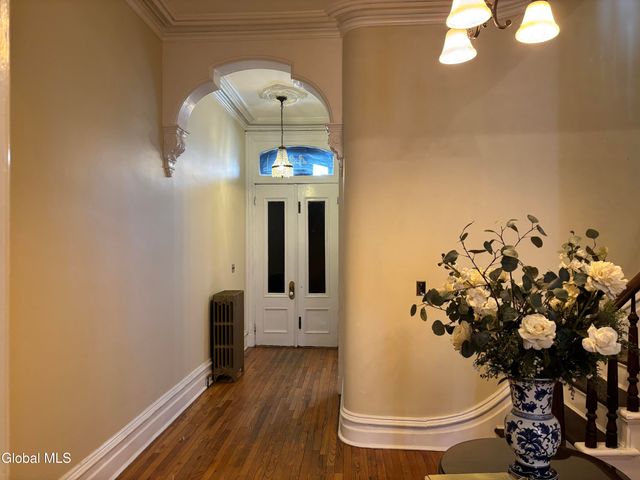 44 Clinton Avenue, Albany, NY 12210