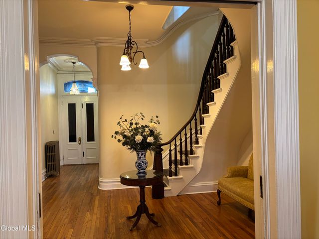 44 Clinton Avenue, Albany, NY 12210