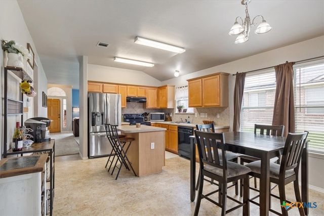 425 Weeping Willow Drive, Temple, TX 76502