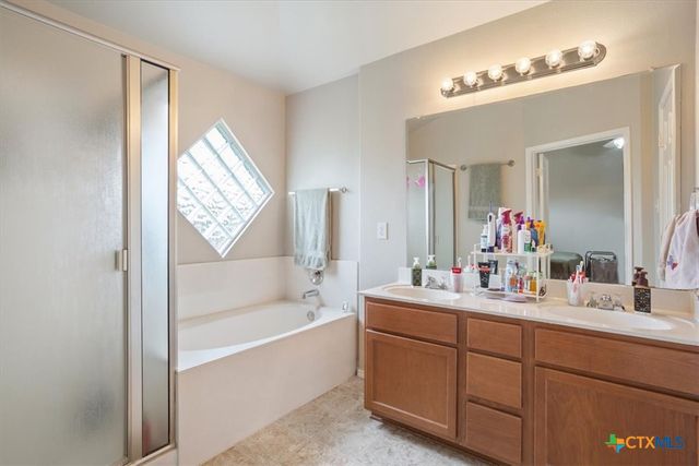 425 Weeping Willow Drive, Temple, TX 76502