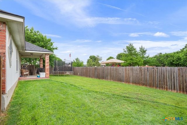 425 Weeping Willow Drive, Temple, TX 76502