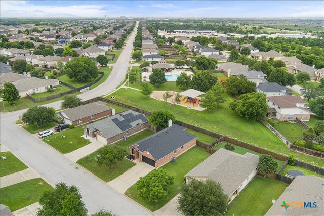 425 Weeping Willow Drive, Temple, TX 76502