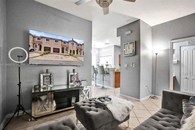 21427 NW 13th Ct 314, Miami Gardens, FL 33169