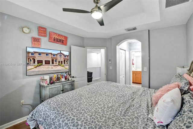 21427 NW 13th Ct 314, Miami Gardens, FL 33169