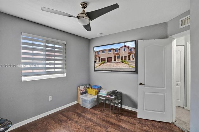 21427 NW 13th Ct 314, Miami Gardens, FL 33169