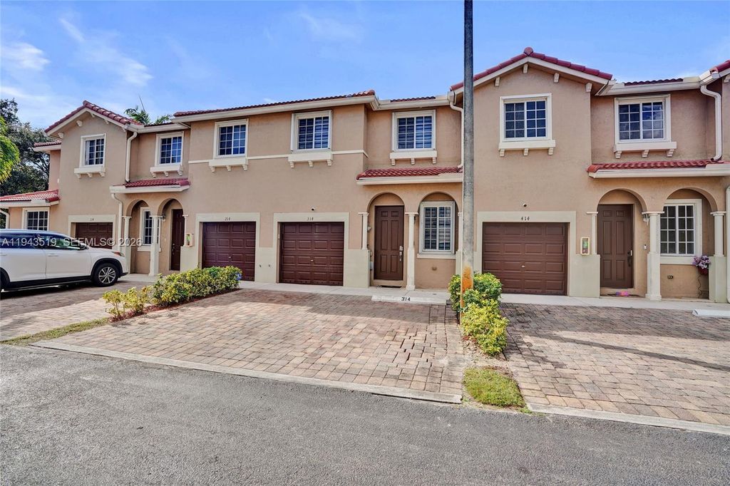 21427 NW 13th Ct 314, Miami Gardens, FL 33169