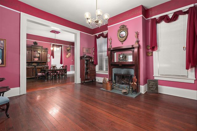 1712 Winnie Street, Galveston, TX 77550