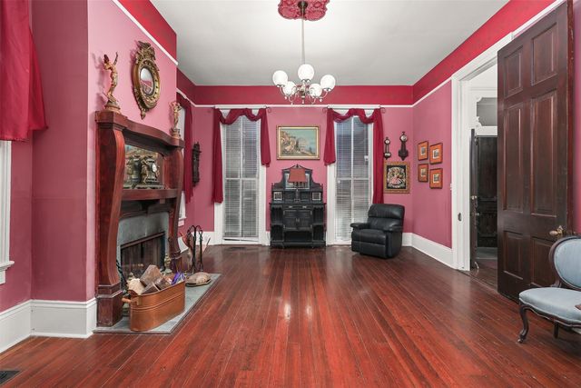 1712 Winnie Street, Galveston, TX 77550