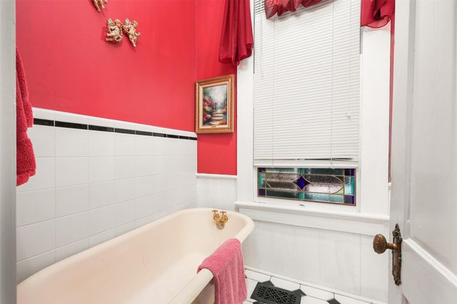 1712 Winnie Street, Galveston, TX 77550