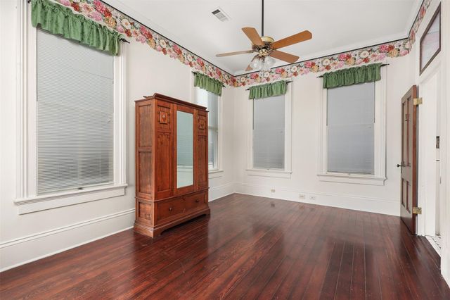 1712 Winnie Street, Galveston, TX 77550